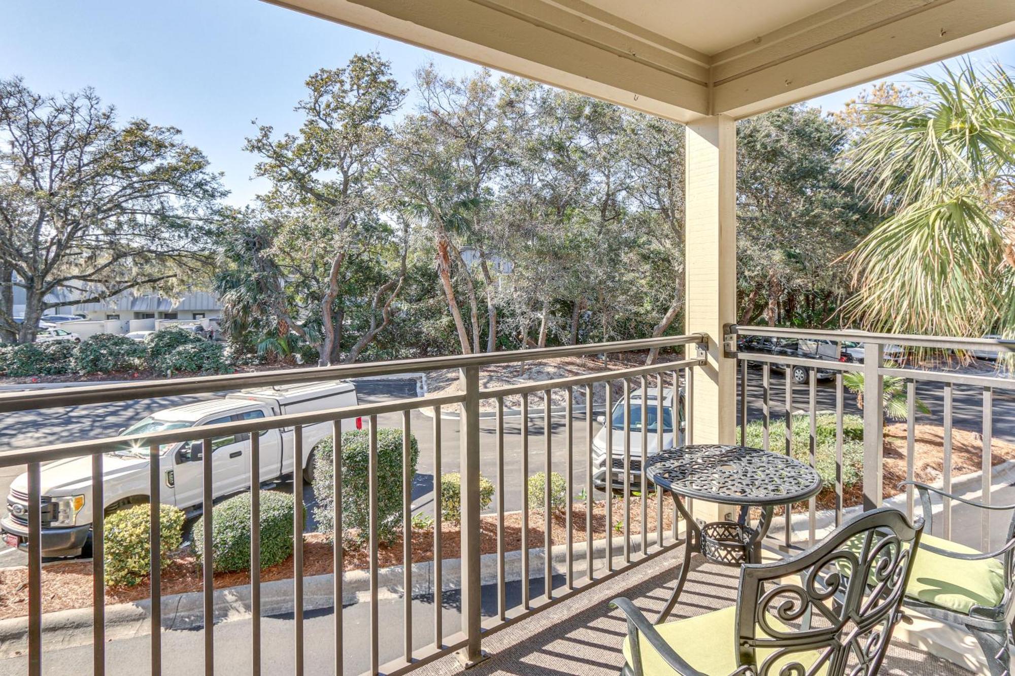 Coastal Condo With Pool And Direct Beach Access! Hilton Head Island Bagian luar foto